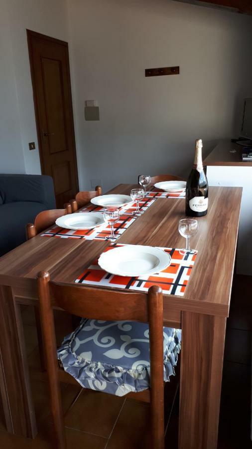 The Silence Holiday Apartment Lezzeno Extérieur photo